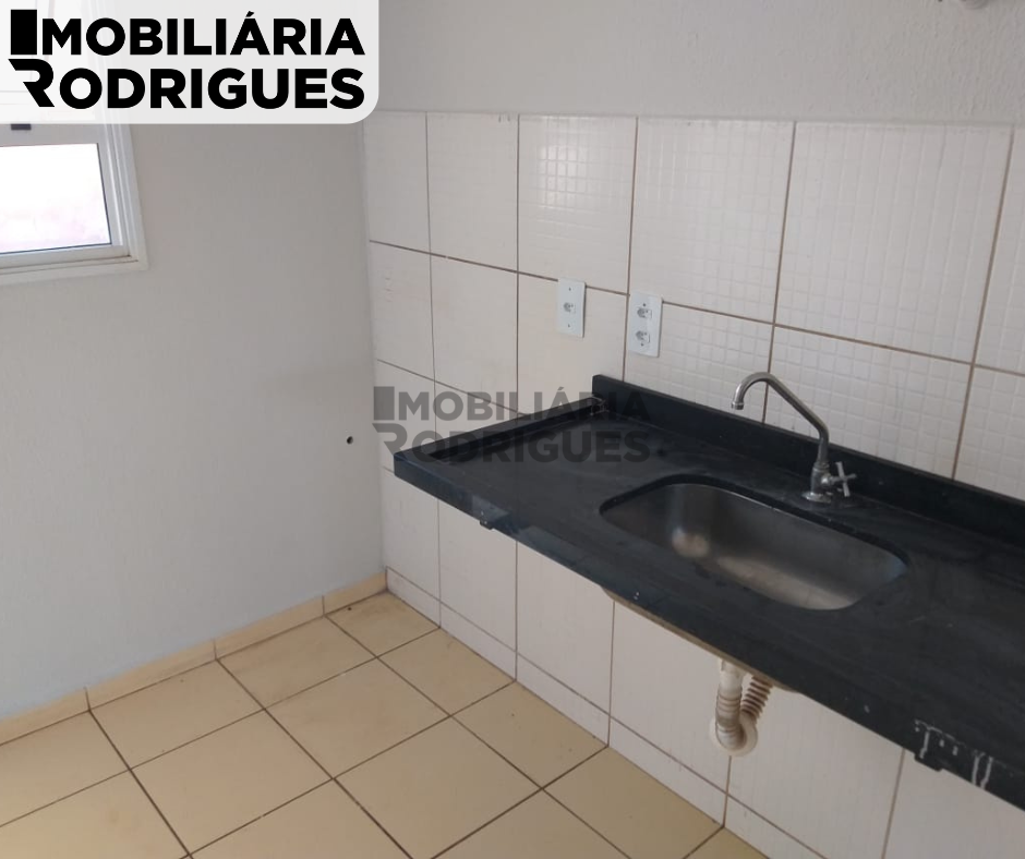 Imagens do imóveis VENDE-SE CASA EXCELENTE LOCALIZAÇÃO