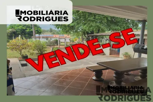 VENDE-SE LINDA CHÁCARA EM EXCELENTE LOCALIZAÇÃO