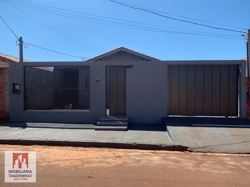 Casa à venda em Dourados, Ypê Roxo, com 02 quartos, 300m²