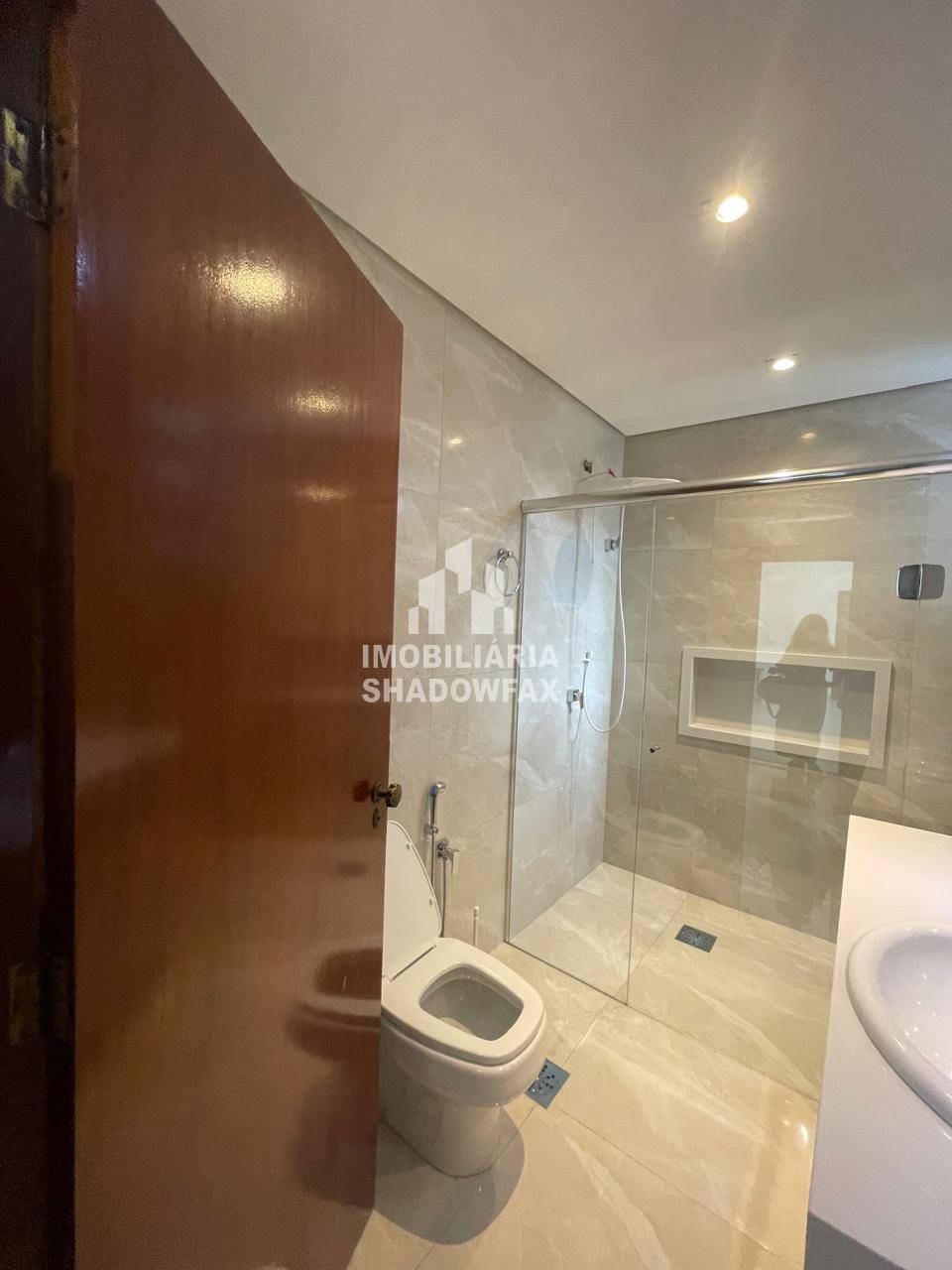 Apartamento de luxo à venda, no Edíficio Flamboyant,  em Dourados, Jardim Central, com 3 quartos, 176,53m²