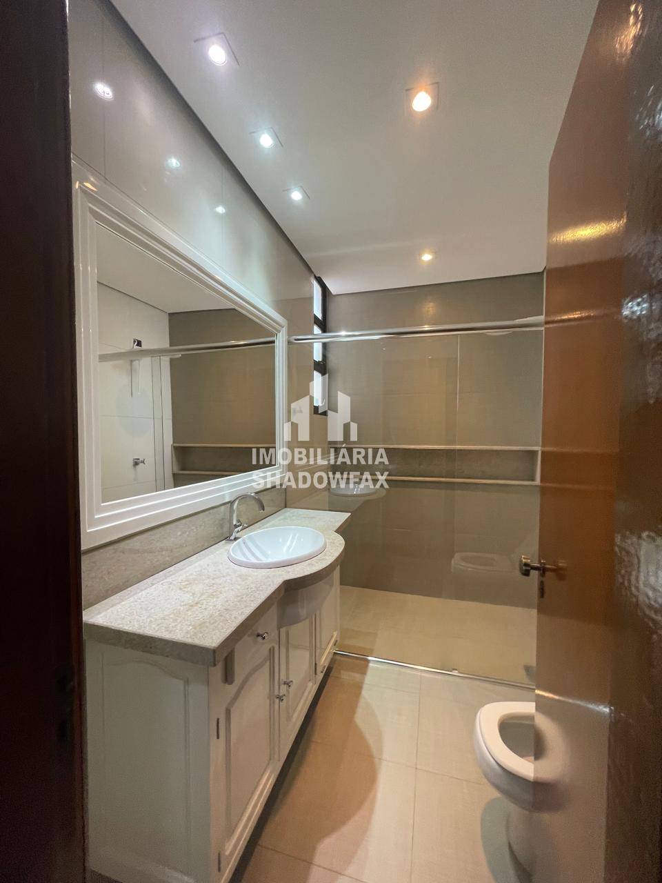 Apartamento de luxo à venda, no Edíficio Flamboyant,  em Dourados, Jardim Central, com 3 quartos, 176,53m²