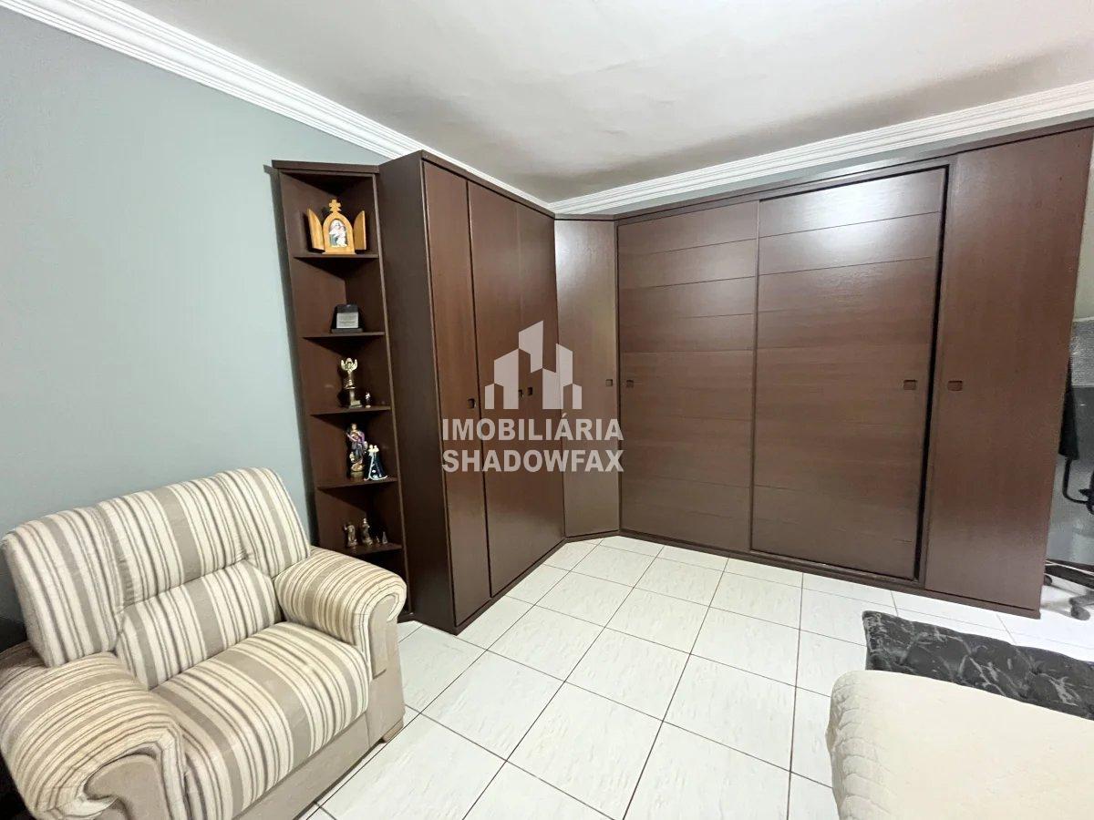 Casa com 4 quartos, 400m², à venda em Dourados, Portal