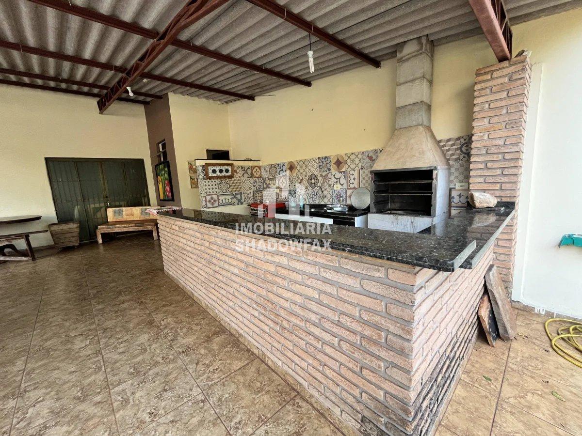 Casa com 4 quartos, 400m², à venda em Dourados, Portal