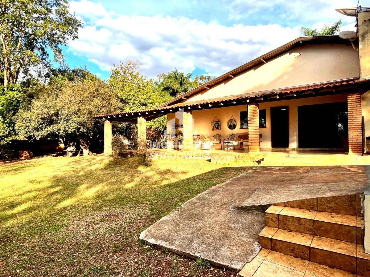 Casa com 4 quartos, 400m², à venda em Dourados, Portal