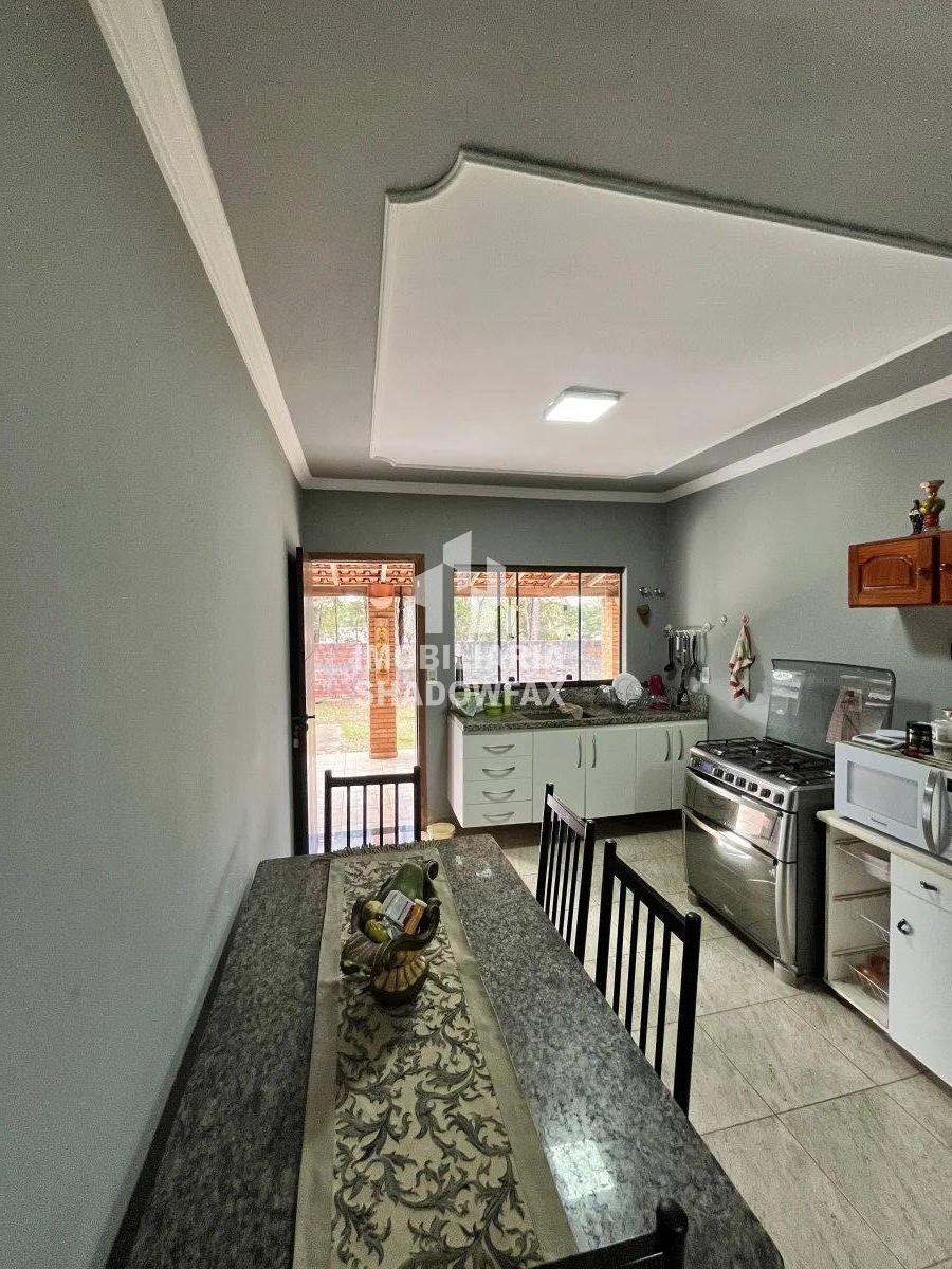Casa com 4 quartos, 400m², à venda em Dourados, Portal
