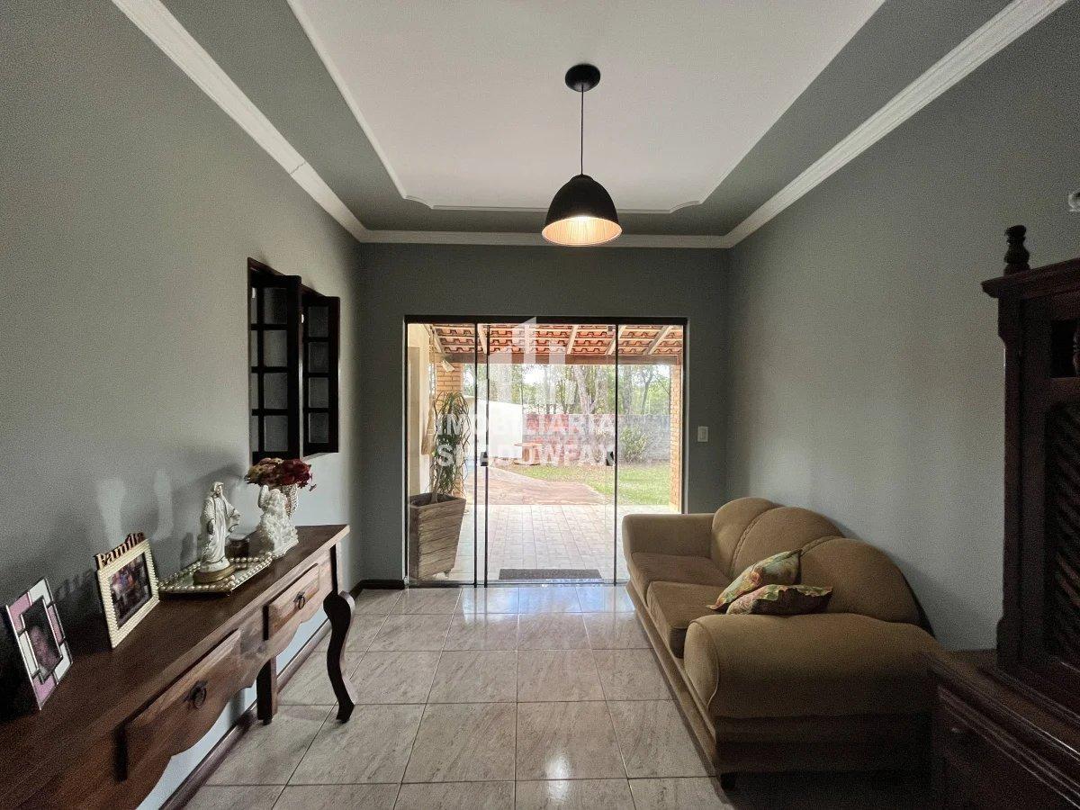 Casa com 4 quartos, 400m², à venda em Dourados, Portal