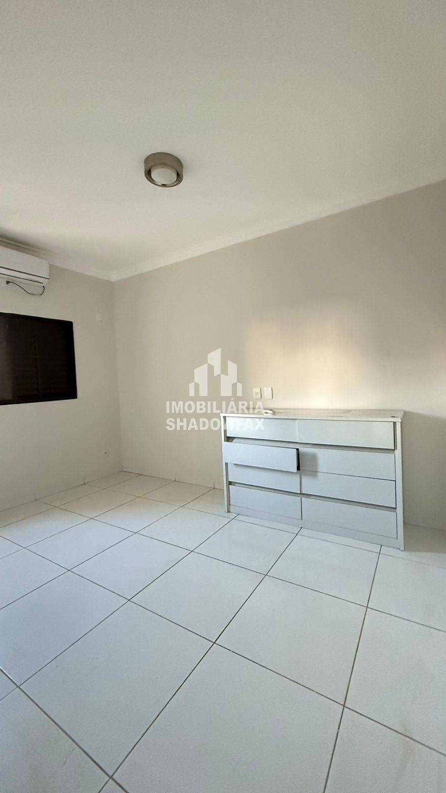 Apartamento em Dourados, Jardim América, com 3 quartos, 173m²