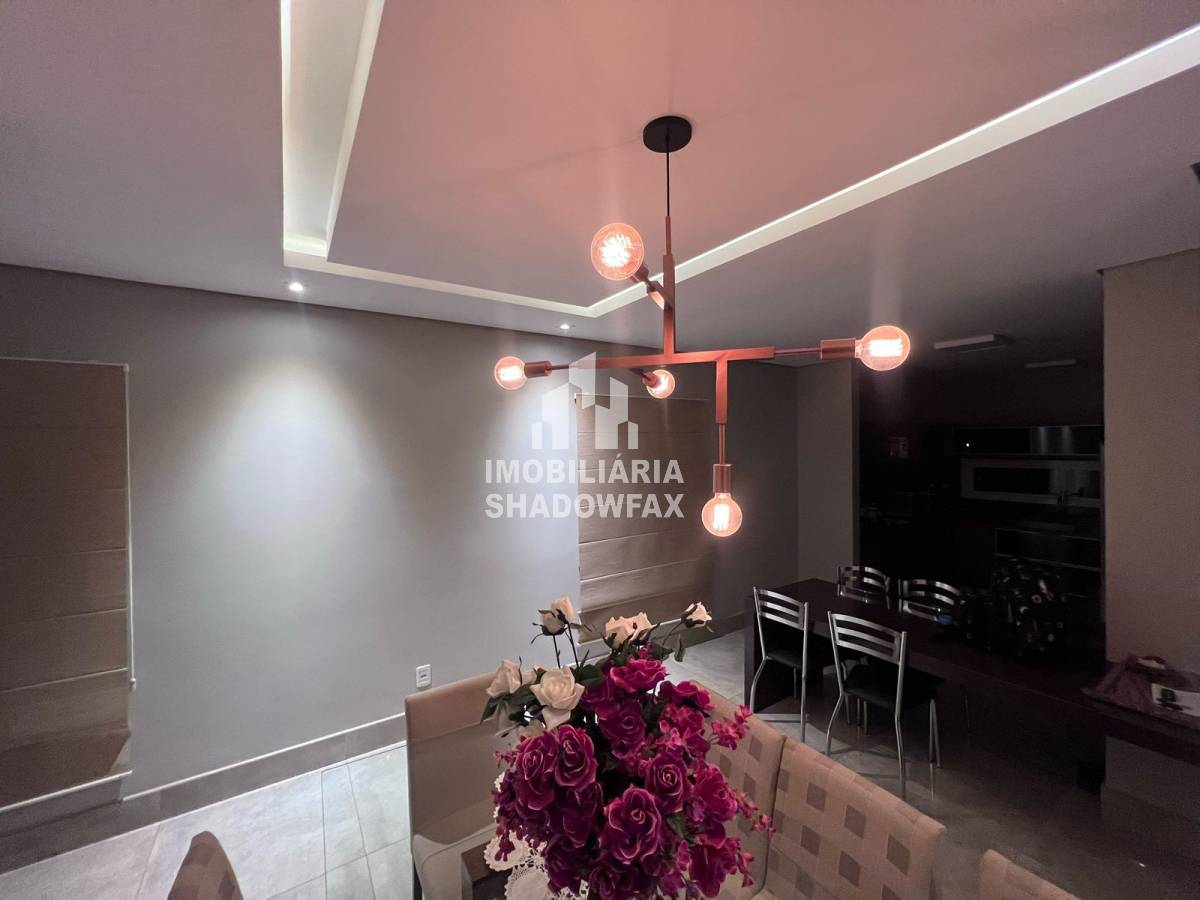 Casa à venda em Dourados, Jardim Paulista, com 3 quartos, 280m²