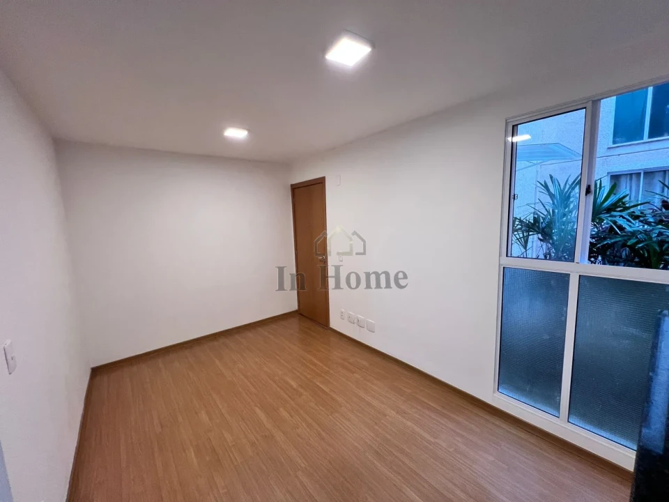 Apartamento térreo no Condomínio La Sena - Vila Salomé - Cambé