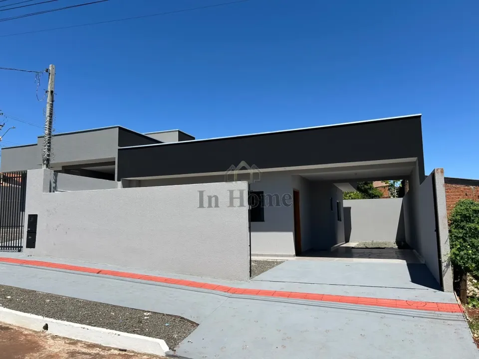 Linda Casa com com 02 dormitórios no Jardim Vitória  em Cambé