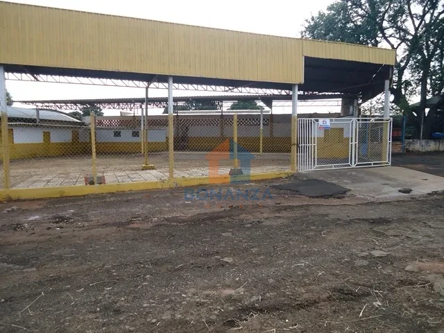 Comércio na Rodovia Marechal Rondon, Km 271