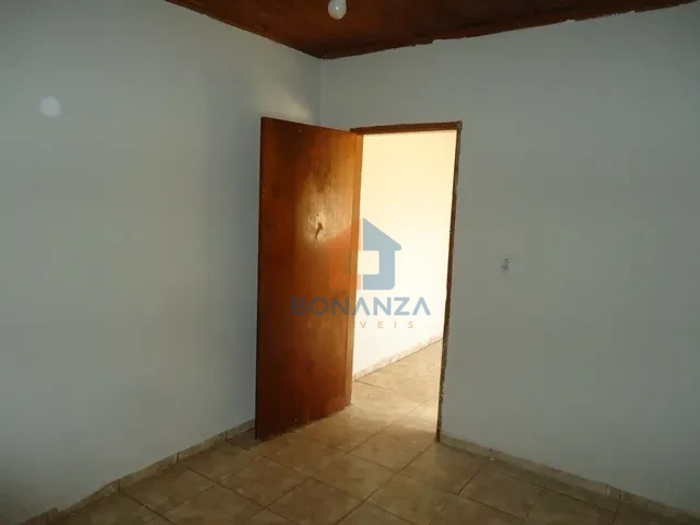 Casa na Avenida Doutor Adhemar de Barros 358 FDS