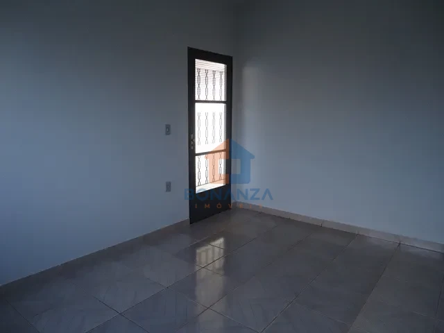 Imagens do imóveis Casa na Rua Doutor Plínio Aristides Targa 30