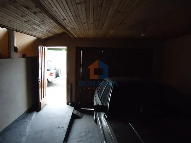 Casa à venda na Rua Inácio Tavares Leite, 24