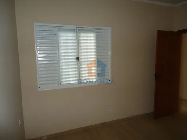Imagens do imóveis Casa na Rua Emílio Josepetti 20