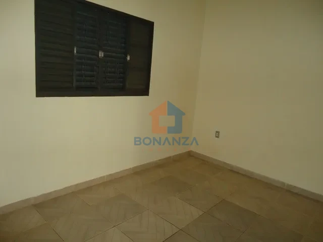 Imagens do imóveis Casa na Rua Doutor Plínio Aristides Targa 30