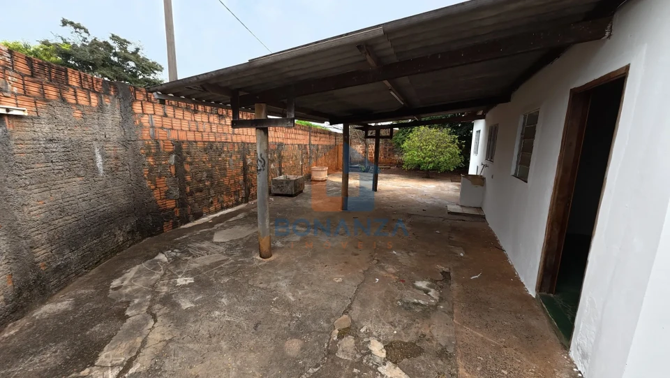 Imagens do imóveis Casa na Rua José Bergamíni, 09