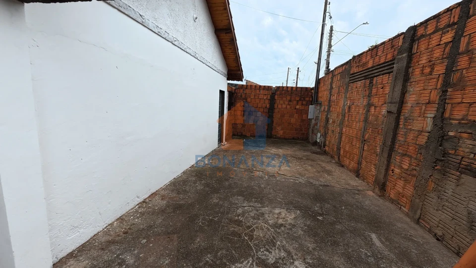 Imagens do imóveis Casa na Rua José Bergamíni, 09