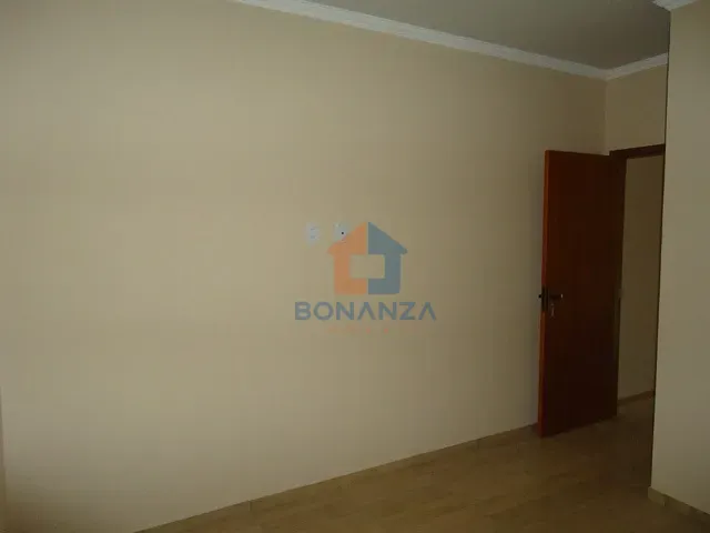 Imagens do imóveis Casa na Rua Emílio Josepetti 20