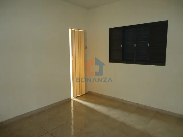 Imagens do imóveis Casa na Rua Doutor Plínio Aristides Targa 30