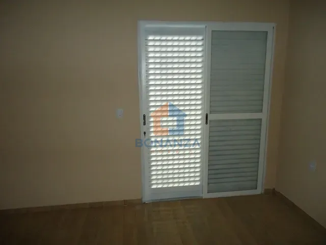 Imagens do imóveis Casa na Rua Emílio Josepetti 20