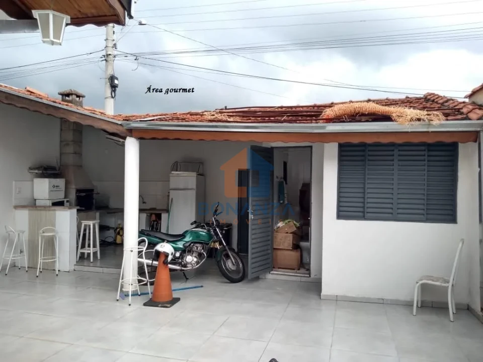 Imagens do imóveis Casa à venda na Rua Américo Ragázzi, 11