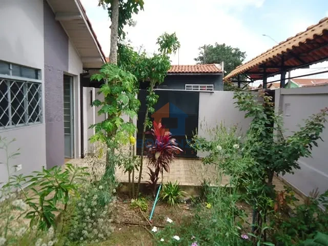 Imagens do imóveis Casa à venda na Av. São Paulo, 75
