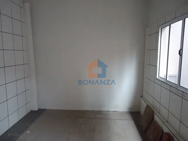 Imagens do imóveis Casa à venda na Av. São Paulo, 75