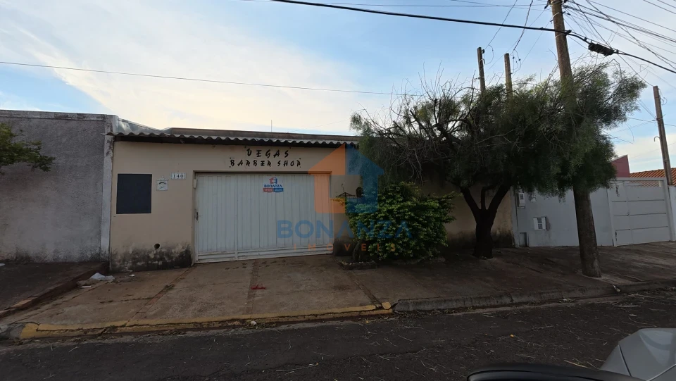 Casa à venda na Rua Cirillo Padovan, 140