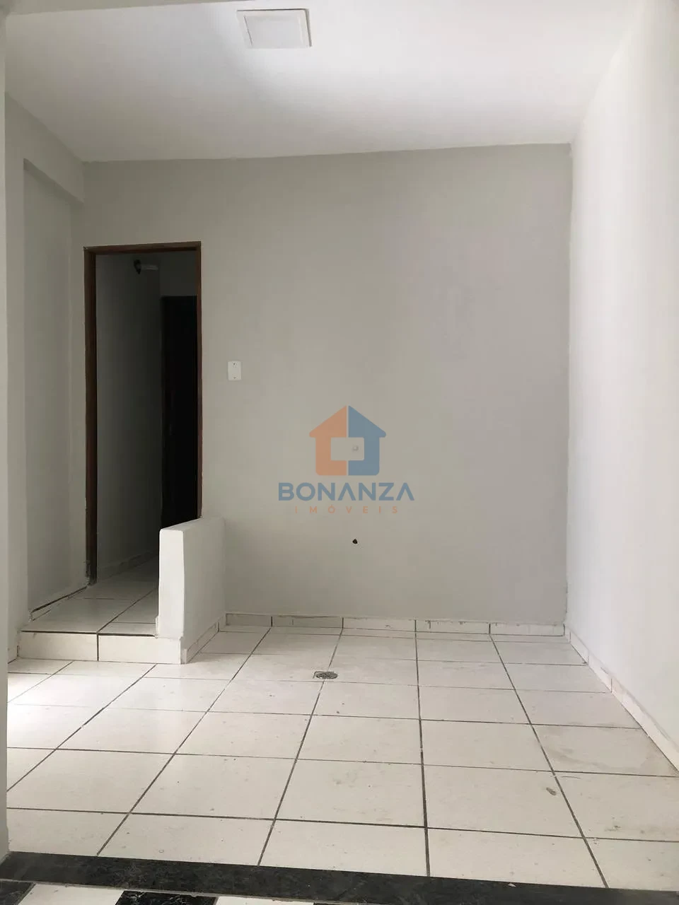 Imagens do imóveis Salão Comercial na Rua Duque de Caxias, nº 386