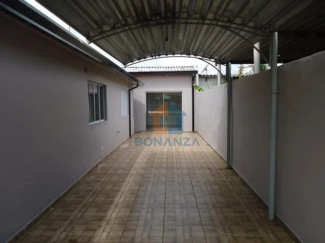 Imagens do imóveis Casa à venda na Av. São Paulo, 75