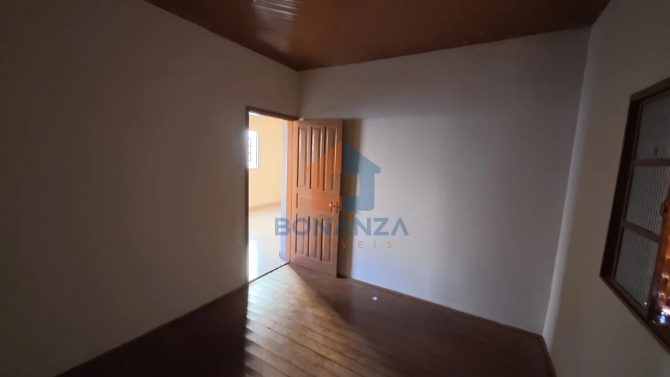 Casa na Avenida Irmãs Cintra, 57