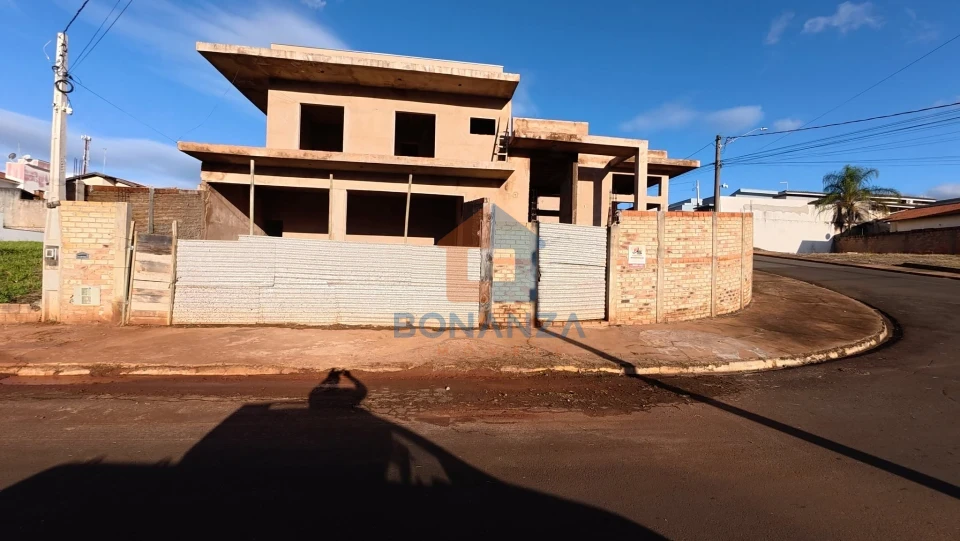 Imagens do imóveis Casa à venda de alto padrão Residencial Eldorado