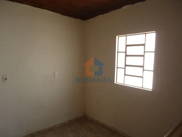 Casa na Avenida Doutor Adhemar de Barros 358 FDS