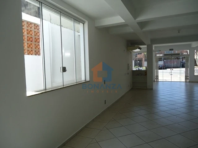 Imóvel Comercial na Avenida José Horácio Mellão 1384