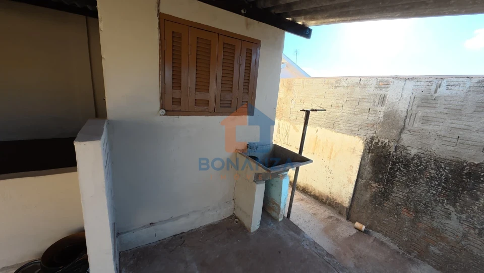 Casa na Avenida Irmãs Cintra, 57