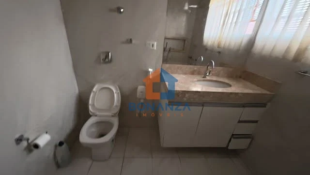 Imagens do imóveis Casa à venda na Rua Coronel Amando Simões, 987