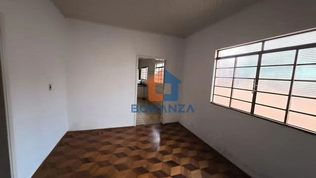 Imagens do imóveis Casa à venda na Rua Coronel Amando Simões, 987