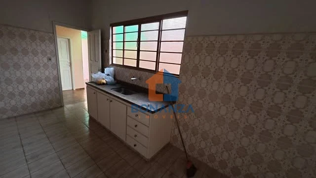 Imagens do imóveis Casa à venda na Rua Coronel Amando Simões, 987