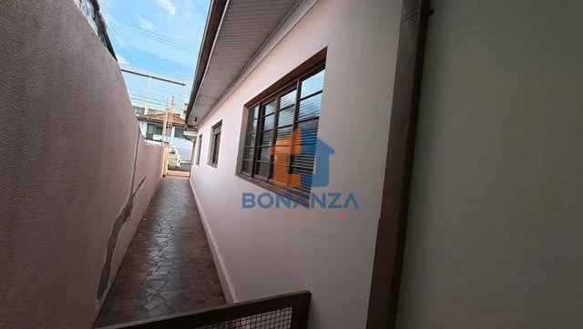 Imagens do imóveis Casa à venda na Rua Coronel Amando Simões, 987