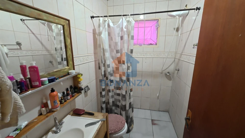 Casa à venda na Rua Cirillo Padovan, 140