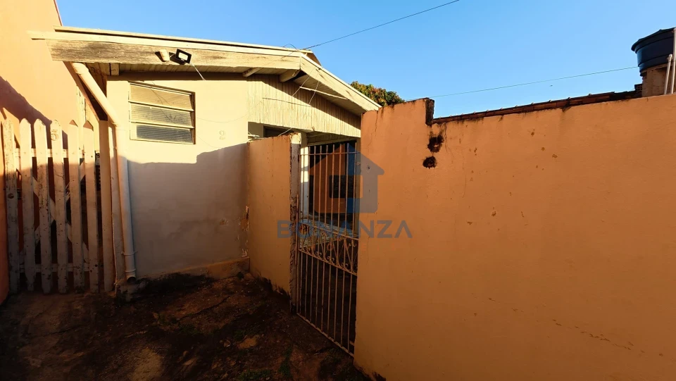 Casa de Fundos Parque Recreio -  Rua Manoel de Araújo, 95 FDS