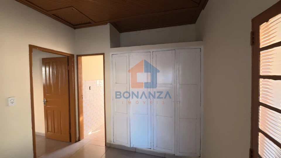 Casa na Avenida Irmãs Cintra, 57