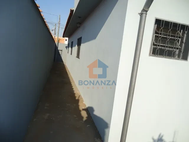 Imagens do imóveis Casa na Rua Doutor Plínio Aristides Targa 30