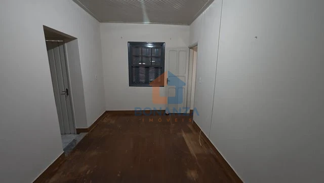 Casa na Avenida Irmãs Campos Silveira, 436