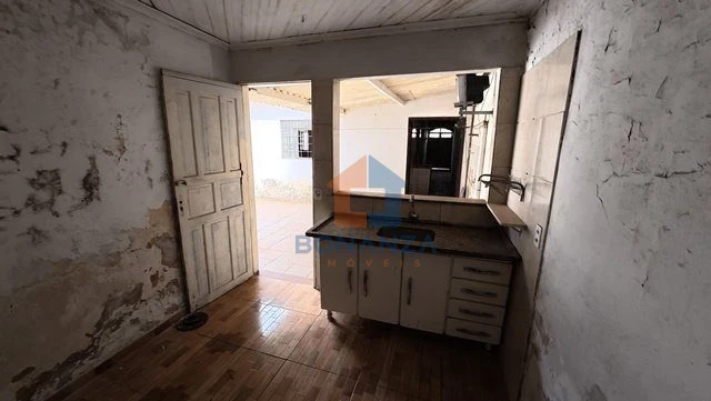 Imagens do imóveis Casa à venda na Rua Francisco Tedesco, 29