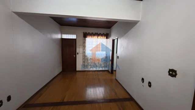 Imagens do imóveis Casa à venda na Avenida do Café, 65