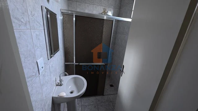 Casa na Avenida Irmãs Campos Silveira, 436