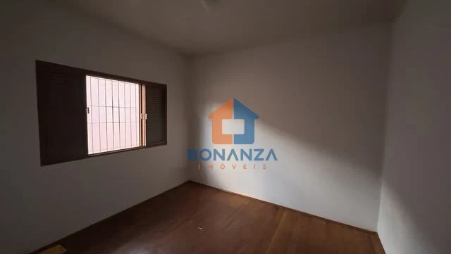 Imagens do imóveis Casa à venda na Rua Coronel Amando Simões, 987