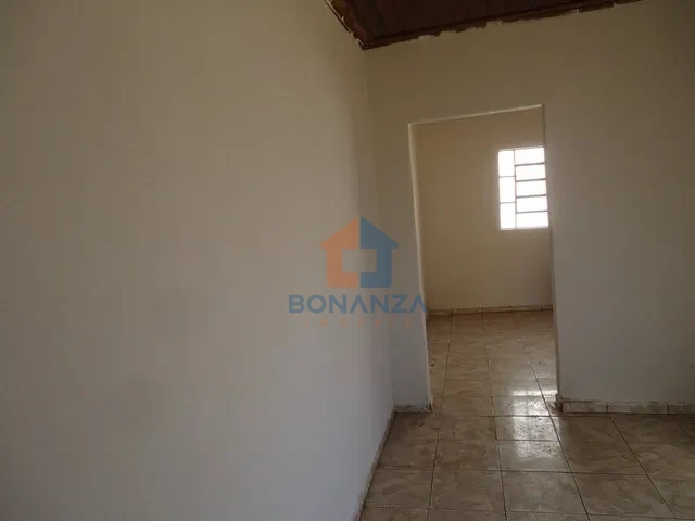 Casa na Avenida Doutor Adhemar de Barros 358 FDS